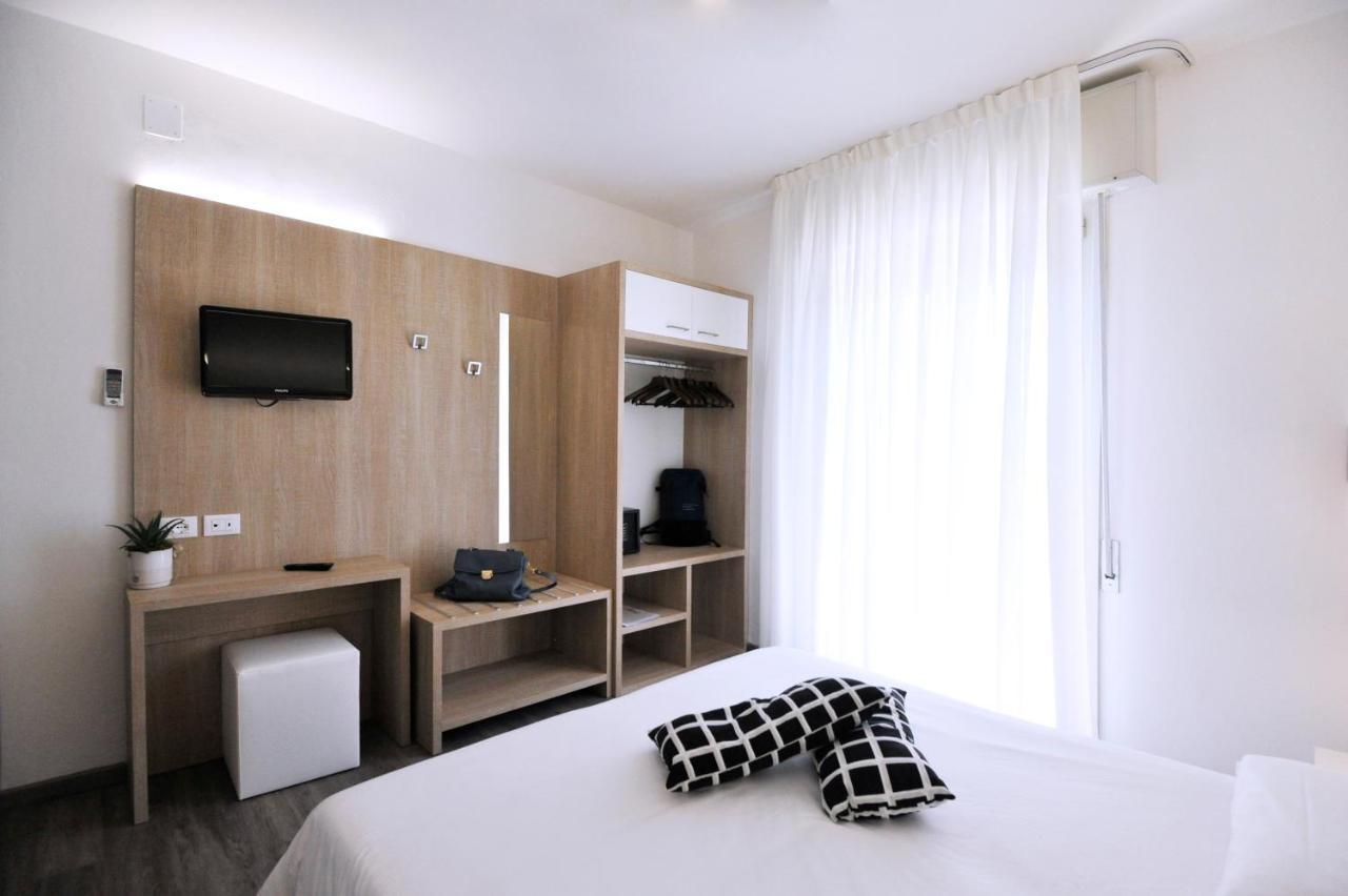 Hotel Etna Caorle Exterior photo