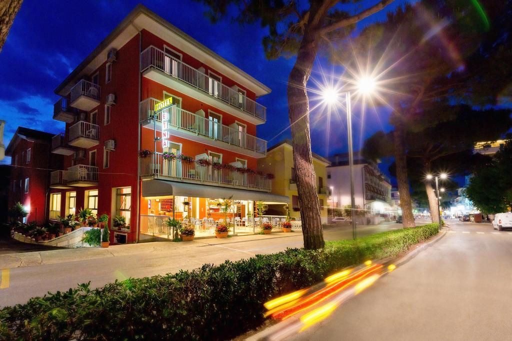 Hotel Etna Caorle Exterior photo